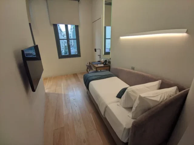 Solo Single Room in Athens